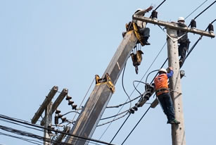 Eletricista de Redes de Distribuição de Energia Elétrica